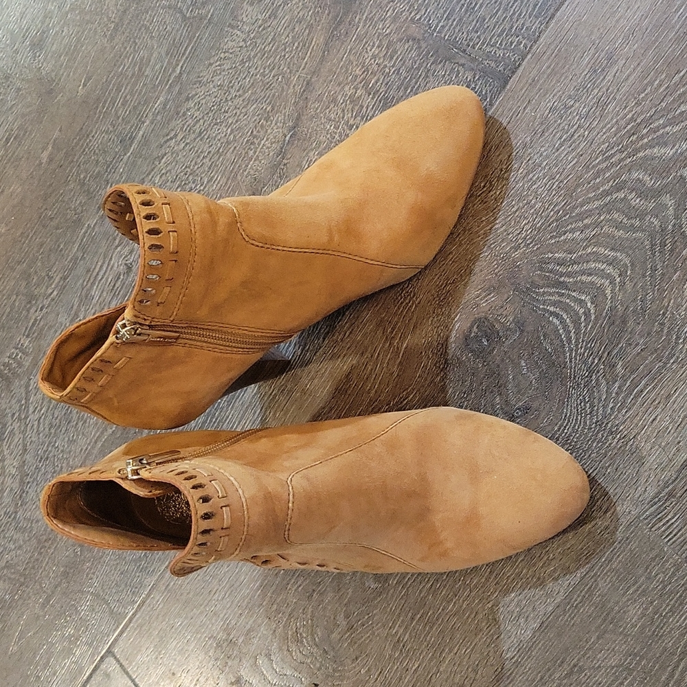 Vince Camuto suede booties